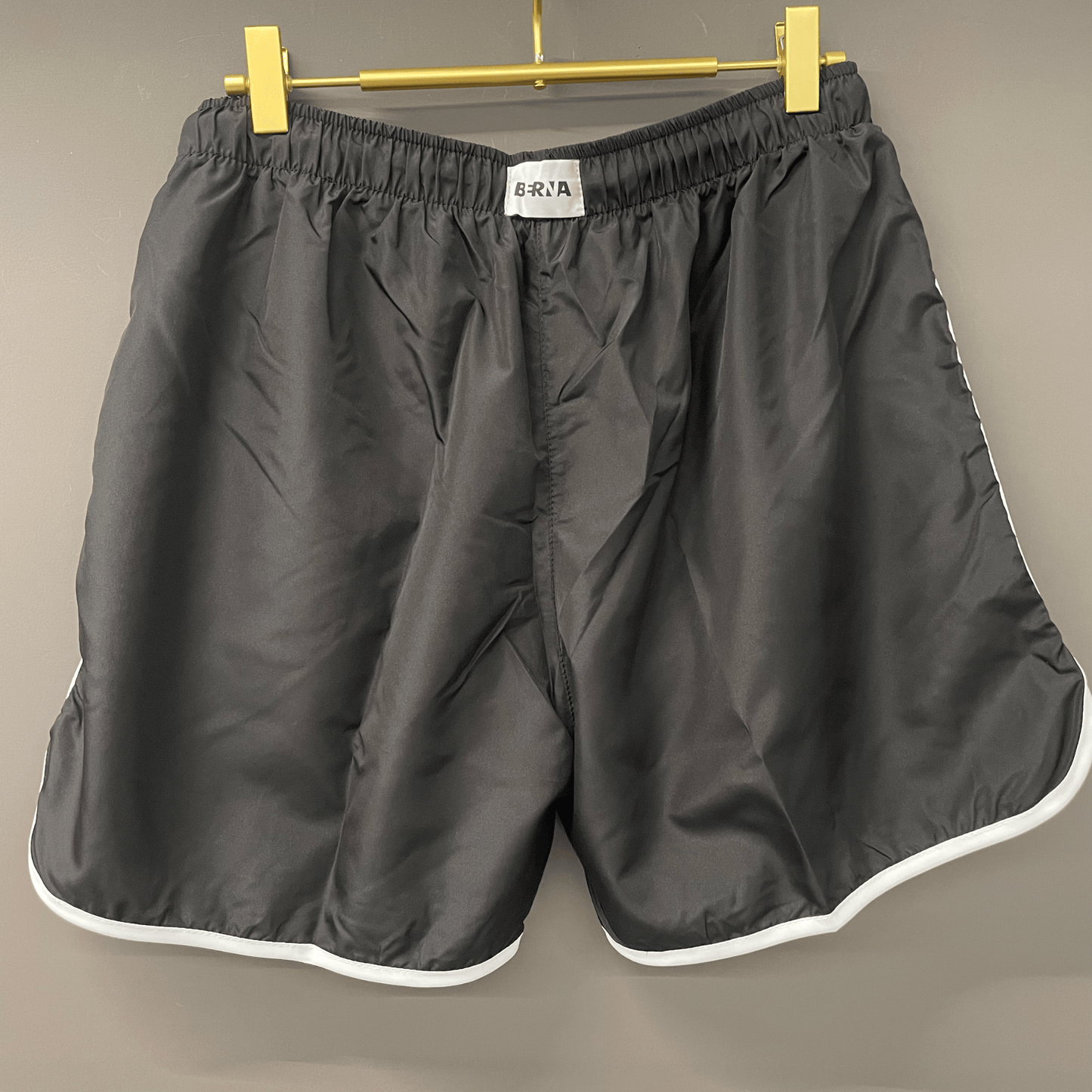 Costume Corto Nero con bordo bianco