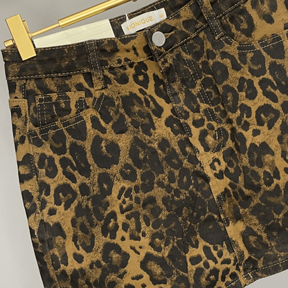 Minigonna leopardata con sottogonna a pantaloncino - Tadey